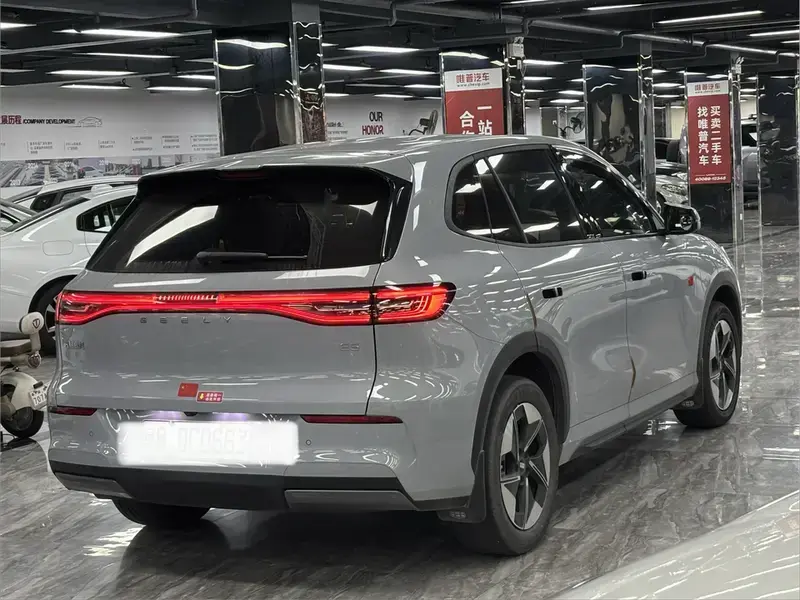 2024 Geely Galaxy E5 с пробегом 125 000 км