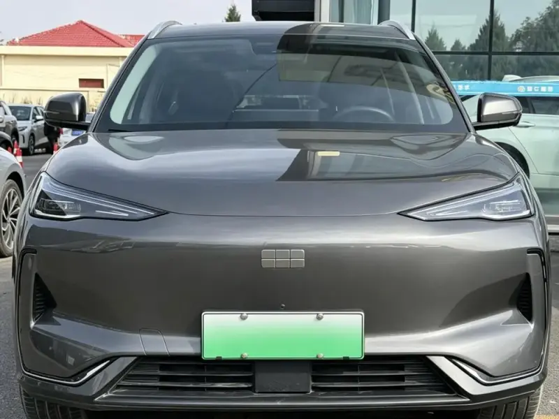 2026 Geely Galaxy E5 с пробегом 12 900 км