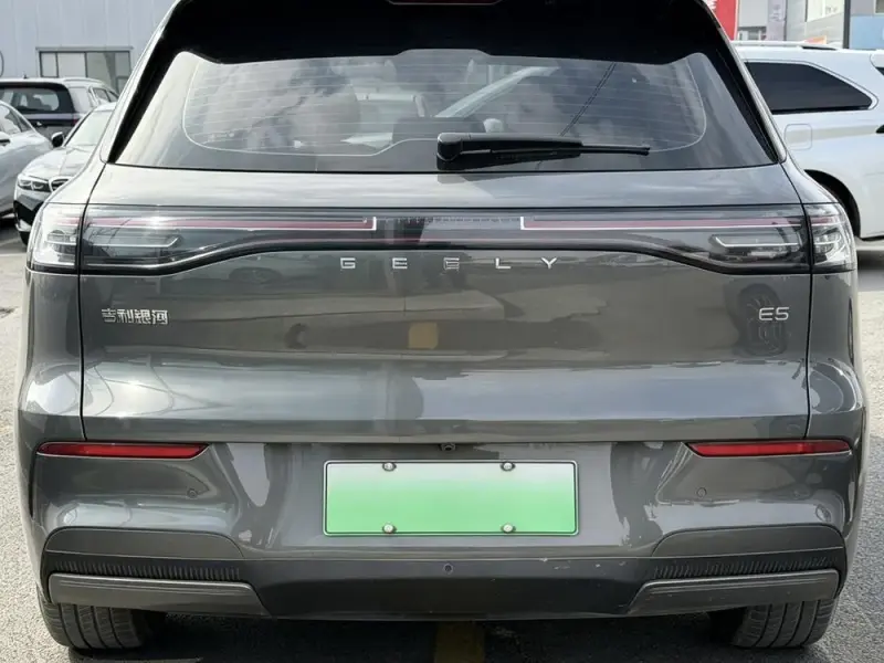 2026 Geely Galaxy E5 с пробегом 12 900 км