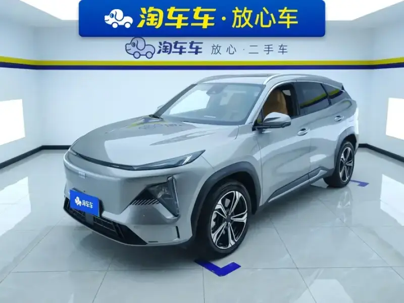 2024 Geely Galaxy L7 с пробегом 44 000 км