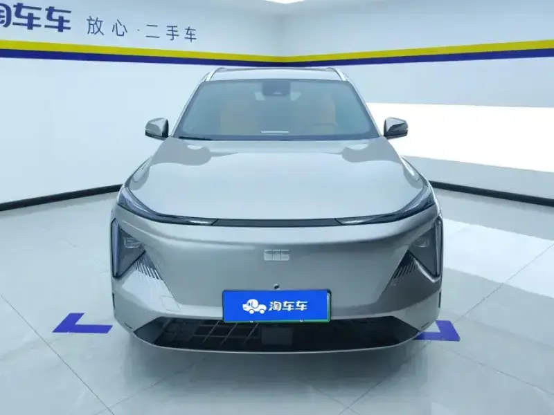 2024 Geely Galaxy L7 с пробегом 44 000 км