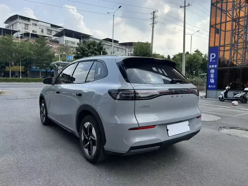 2026 Geely Galaxy E5 с пробегом 14 000 км