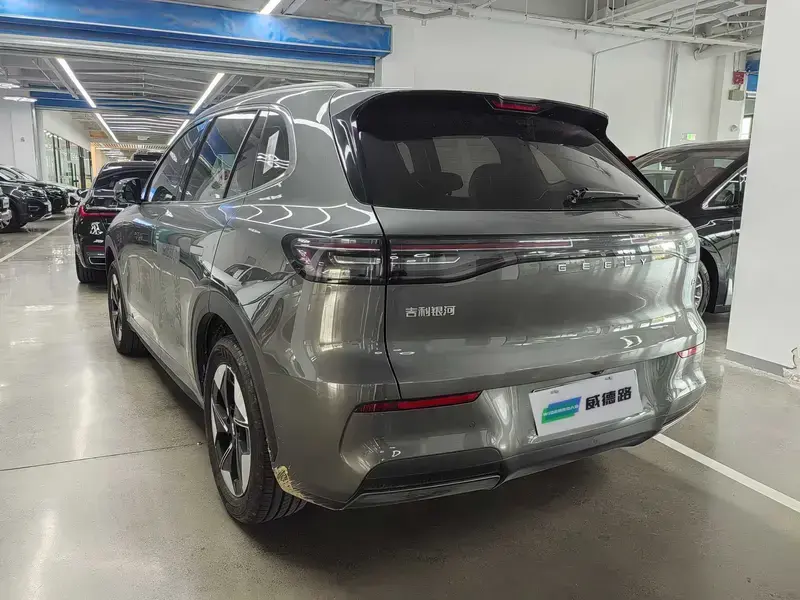 2026 Geely Galaxy E5 с пробегом 18 600 км
