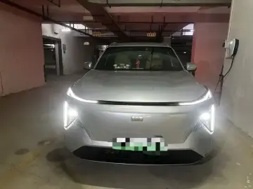 Geely Galaxy L7