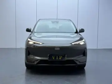 2024 Geely Galaxy E5 с пробегом 27 800 км