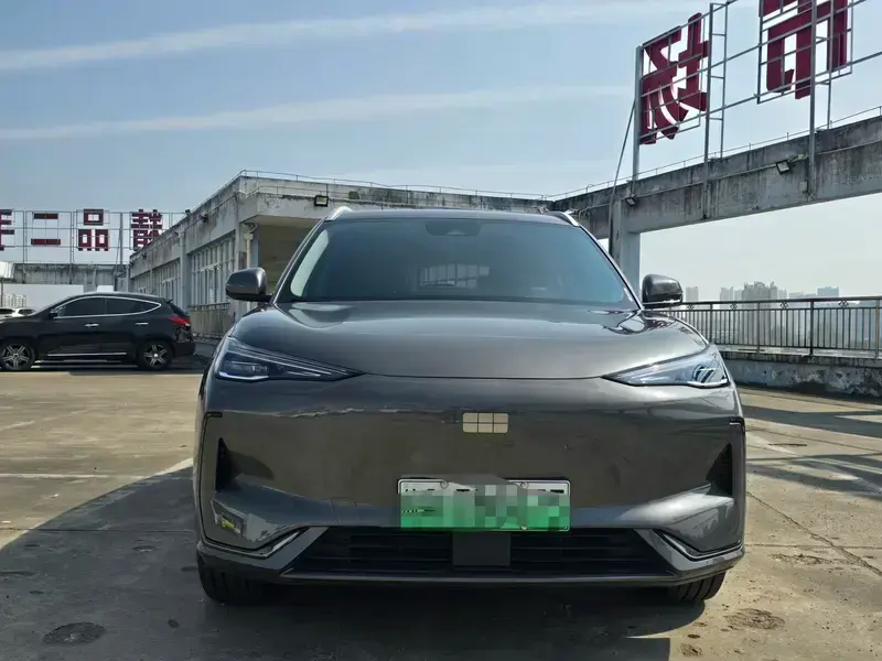 2026 Geely Galaxy E5 с пробегом 5 000 км