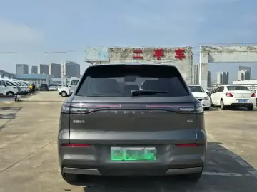 2026 Geely Galaxy E5 с пробегом 5 000 км