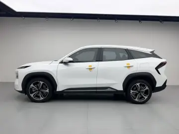 2023 Geely Galaxy L7 с пробегом 73 800 км
