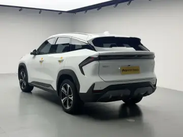 2023 Geely Galaxy L7 с пробегом 73 800 км