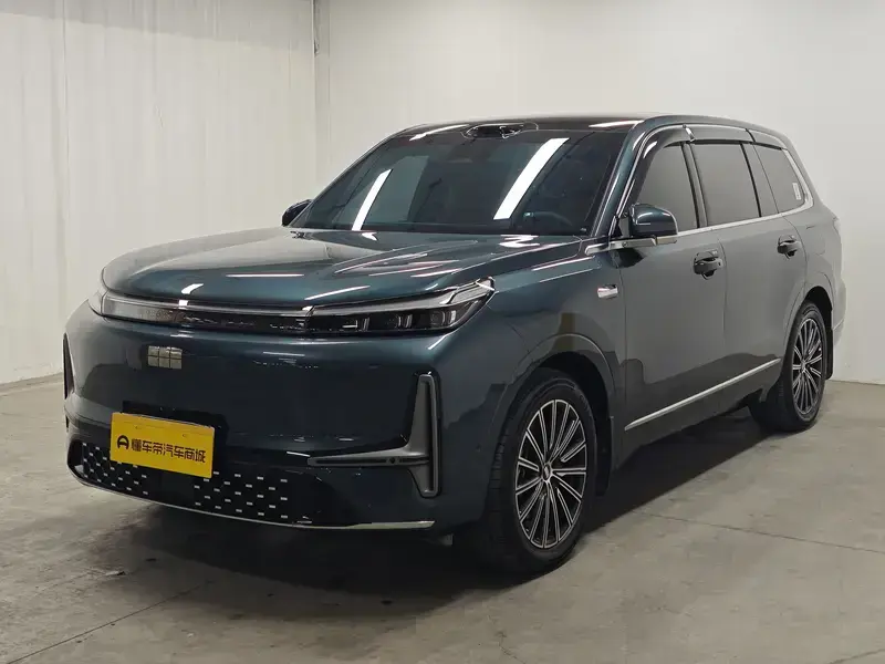 2025 Geely Galaxy M9 с пробегом 6 800 км
