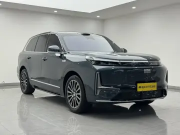 2025 Geely Galaxy M9 с пробегом 27 500 км