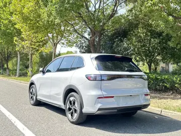 2024 Geely Galaxy E5 с пробегом 49 000 км