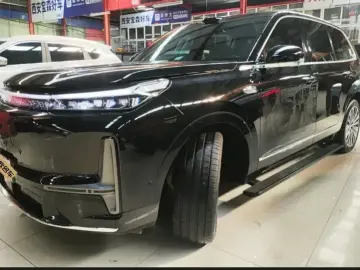 Geely Galaxy M9