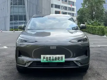 2024 Geely Galaxy E5 с пробегом 10 000 км