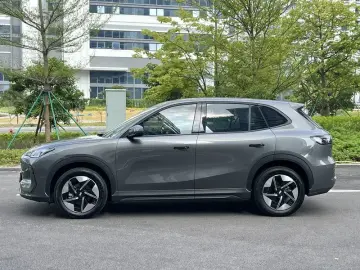 2024 Geely Galaxy E5 с пробегом 10 000 км