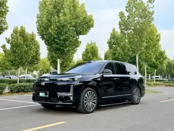 Geely Galaxy M9