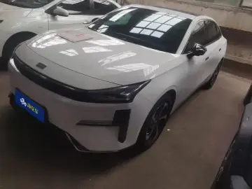 Geely Galaxy L6