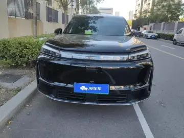 Geely Galaxy M9