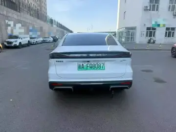 2025 Geely Galaxy L6 с пробегом 45 000 км