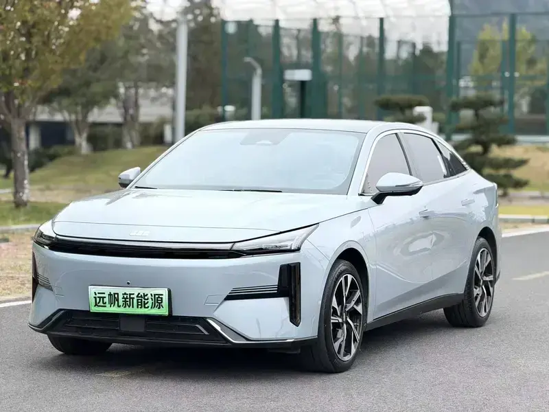 2023 Geely Galaxy L6 с пробегом 59 000 км
