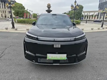 2025 Geely Galaxy M9 с пробегом 4 000 км
