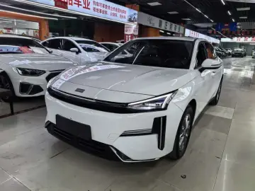 Geely Galaxy L6