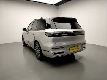 2025 Geely Galaxy M9 с пробегом 8 000 км