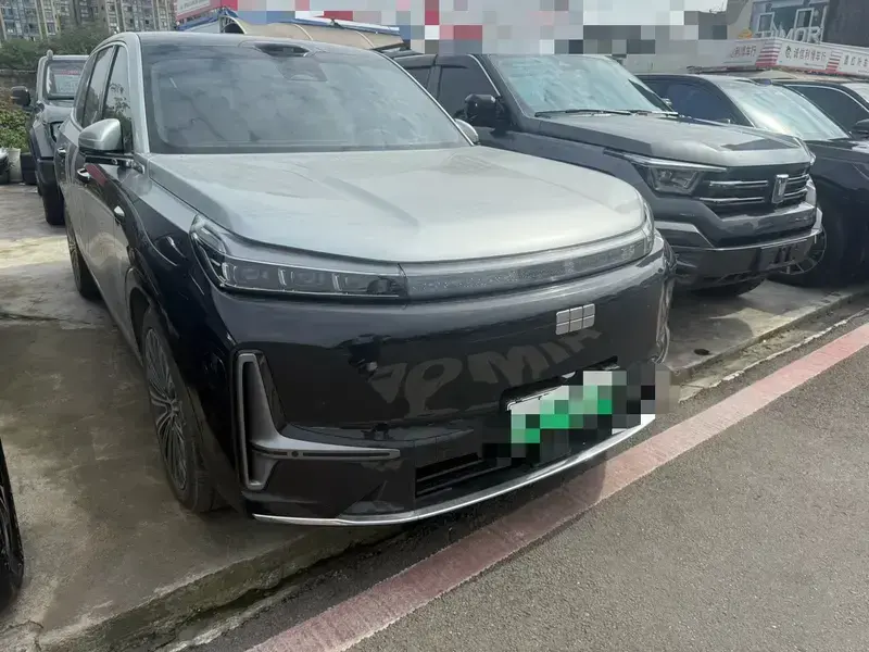 2025 Geely Galaxy M9 с пробегом 10 000 км