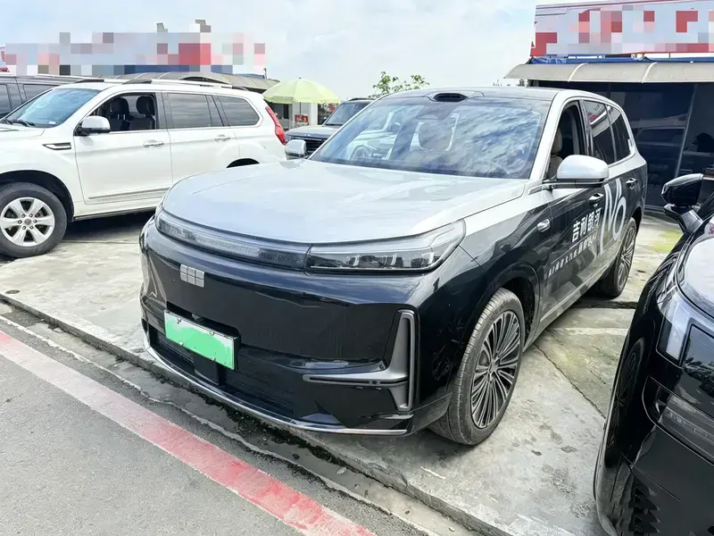 2025 Geely Galaxy M9 с пробегом 10 000 км