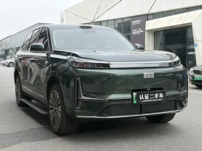 2025 Geely Galaxy M9 с пробегом 29 000 км