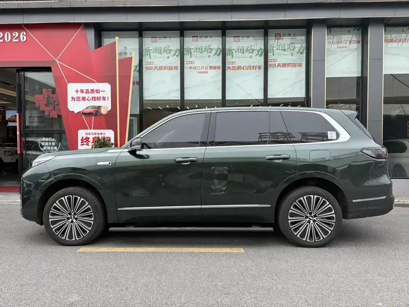 2025 Geely Galaxy M9 с пробегом 29 000 км