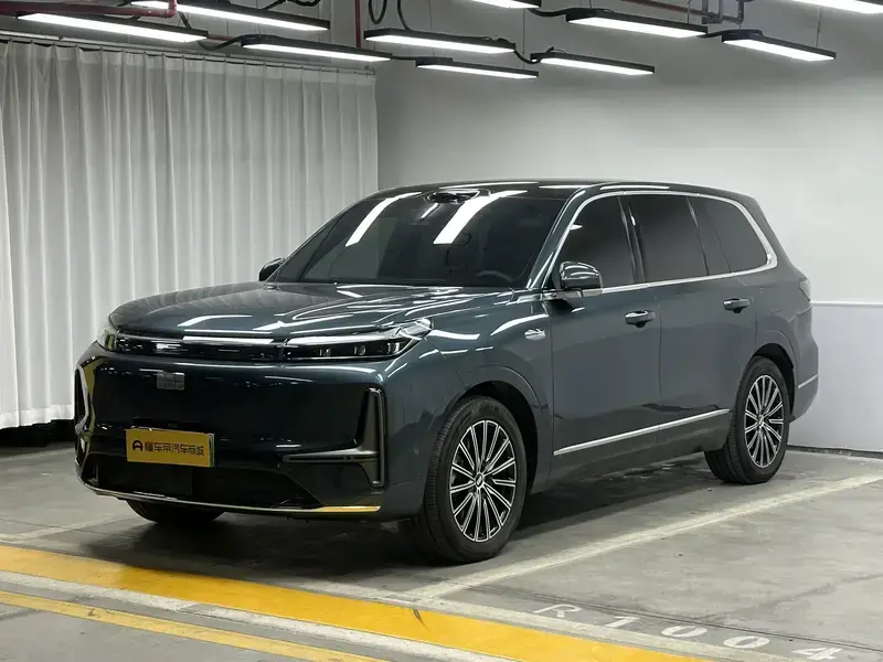 2025 Geely Galaxy M9 с пробегом 36 500 км