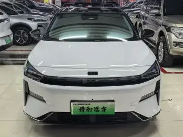 2025 Geely Galaxy L6 с пробегом 36 000 км
