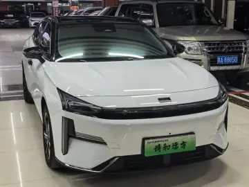 2025 Geely Galaxy L6 с пробегом 36 000 км