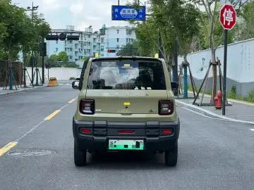 2024 Geely Panda с пробегом 9 900 км