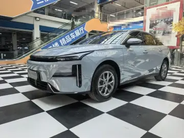 Geely Galaxy L6
