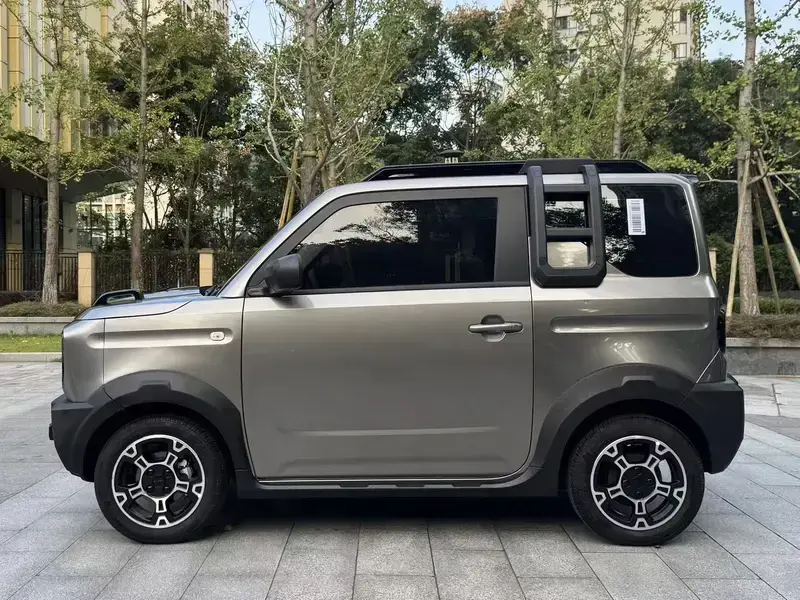 2025 Geely Panda с пробегом 11 000 км