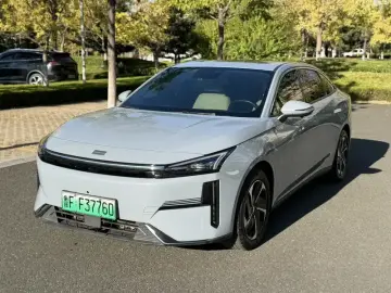 Geely Galaxy L6