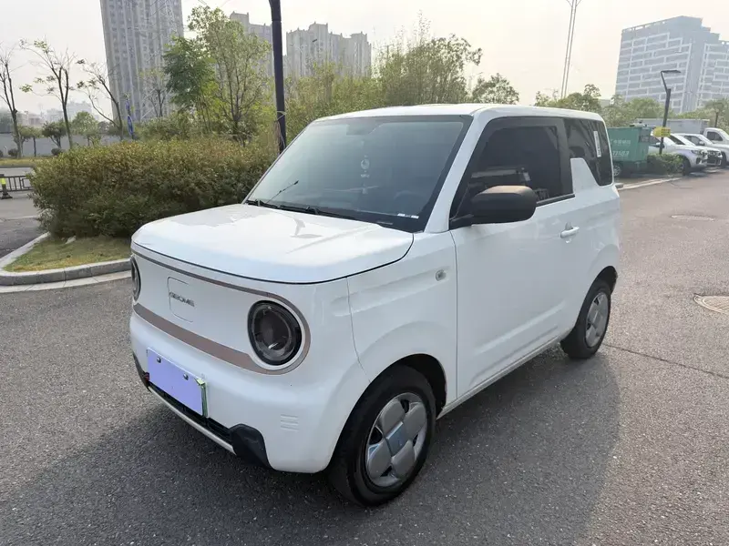 2023 Geely Panda с пробегом 33 000 км