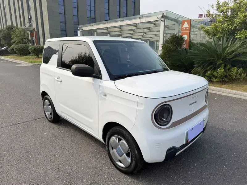 2023 Geely Panda с пробегом 33 000 км