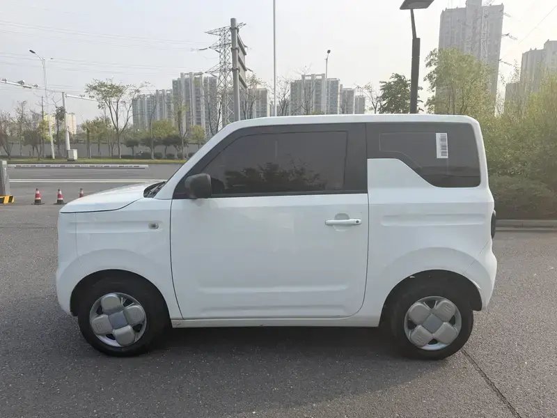 2023 Geely Panda с пробегом 33 000 км