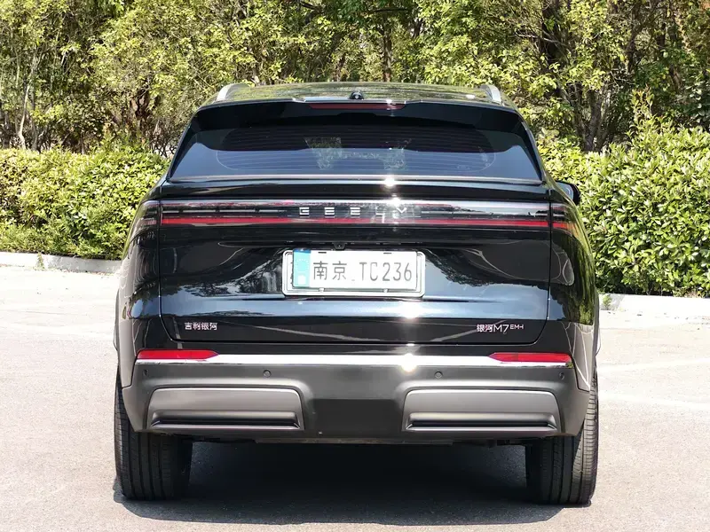 2026 Geely Galaxy M7 с пробегом 5 000 км