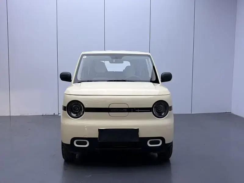 2025 Geely Panda с пробегом 3 200 км