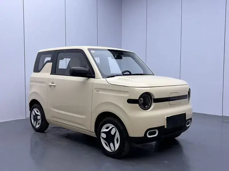 2025 Geely Panda с пробегом 3 200 км