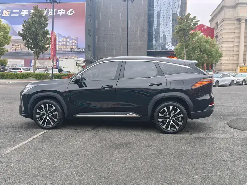 2026 Geely Galaxy M7 с пробегом 100 км