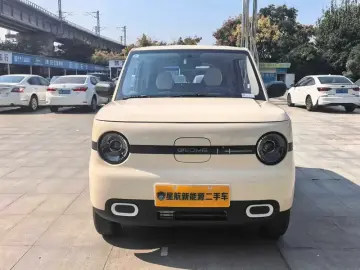 2025 Geely Panda с пробегом 100 км
