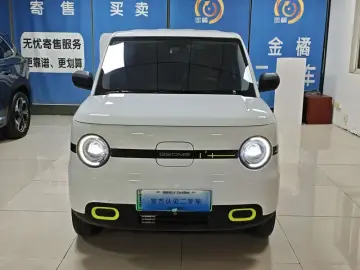 2025 Geely Panda с пробегом 12 000 км