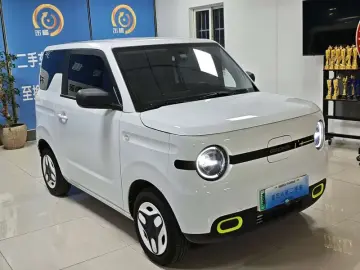2025 Geely Panda с пробегом 12 000 км