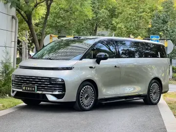 Geely Galaxy V900