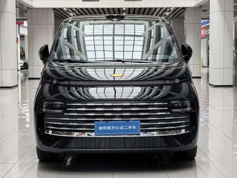 2026 Geely Galaxy V900 с пробегом 17 500 км